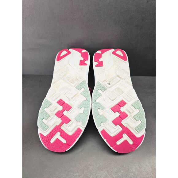 Hoka Women 8 Comfy footwear - Picture 6 of 7